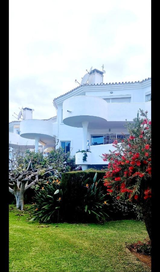 フエンヒロラMijas Holidayアパートメント エクステリア 写真